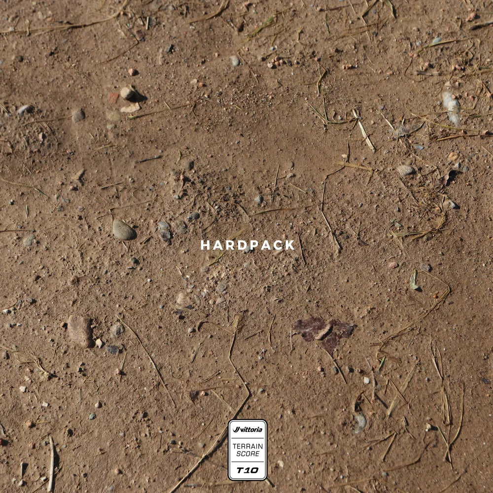 terreno-T10-hardpack-gravel-08