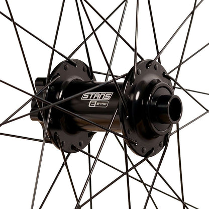 FLOW EX3 ON E-SYNC MTB WHEELS