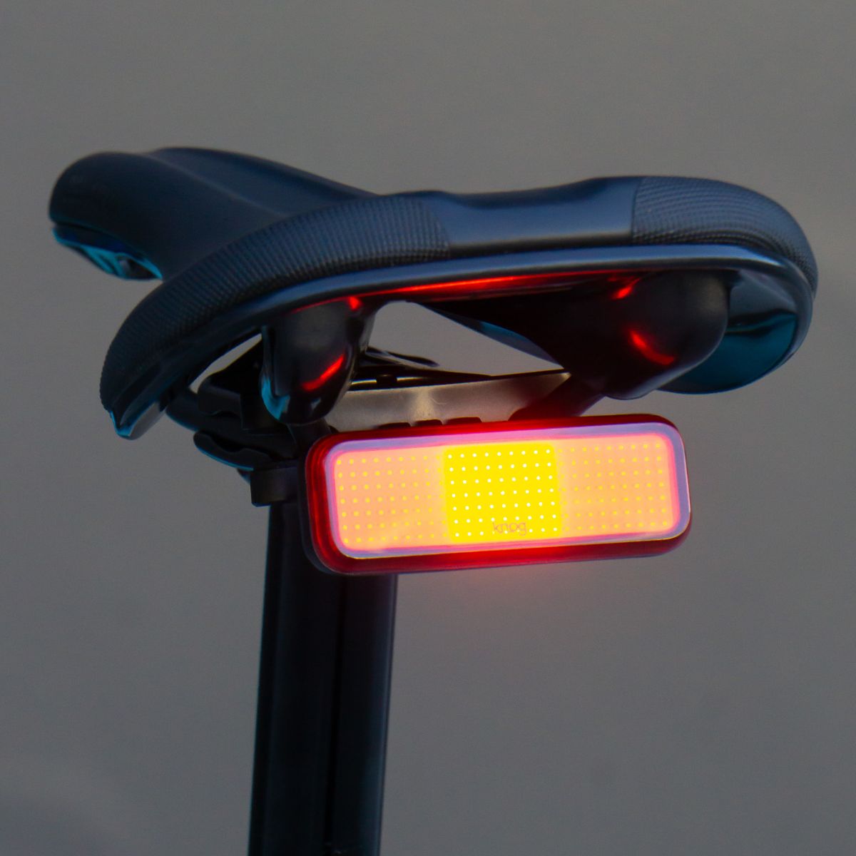 KNOG BLINDER LINK SADDLE MOUNT REAR BIKE LIGHT – Vanquish cycles