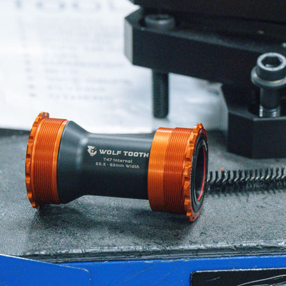 WOLF TOOTH BOTTOM BRACKET - T47 INTERNAL - 24MM SPINDLE