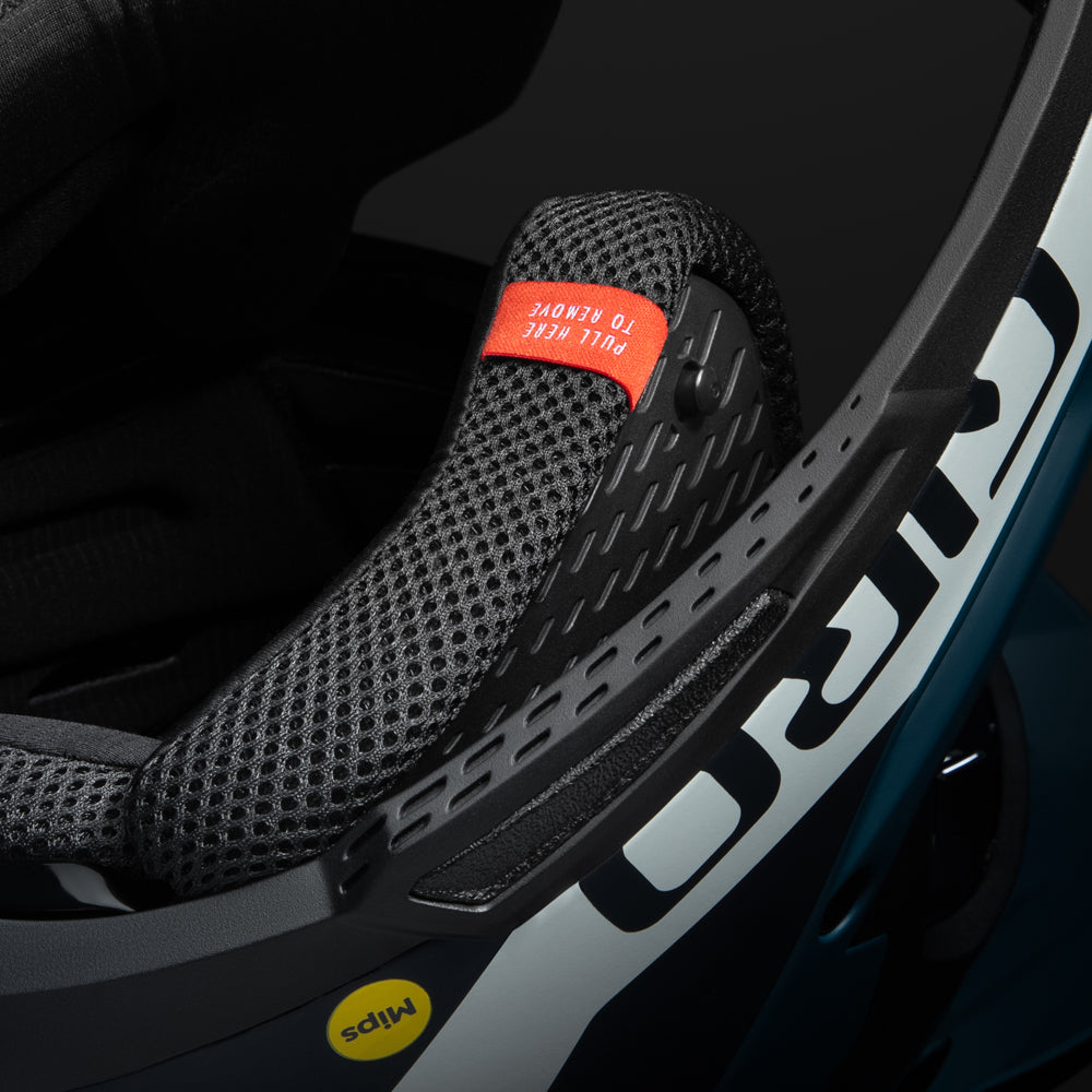 Giro Insurgent - removeable pads