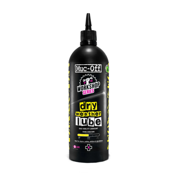 832