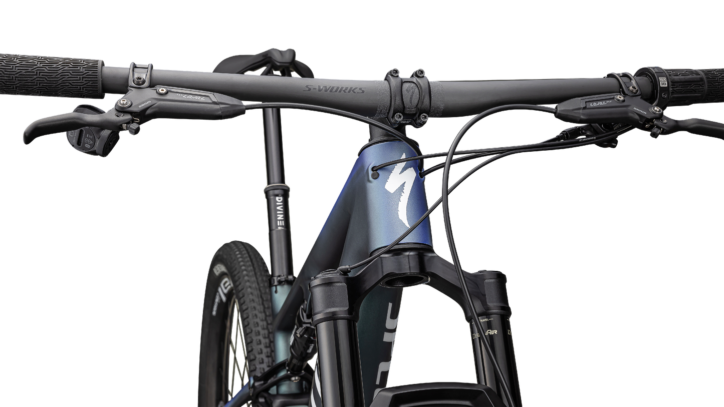 Epic 8 Pro  - SRAM X0 AXS, RockShox Ultimate