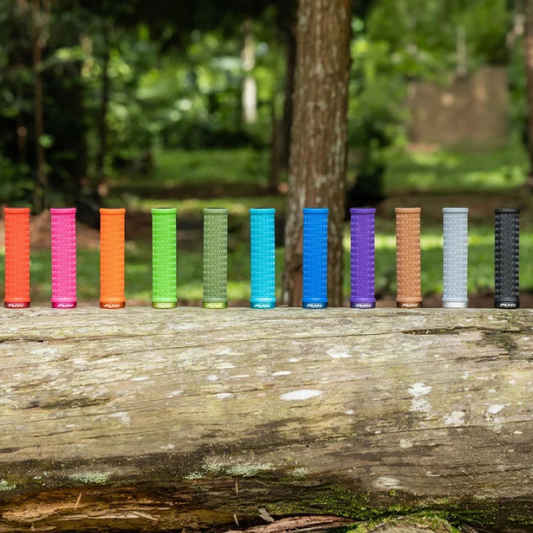 Holeshot Grips