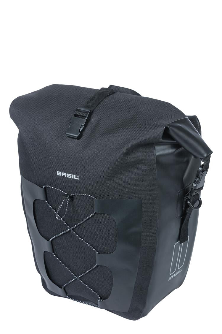 18259 Basil Navigator Waterproof L MIK studs singl