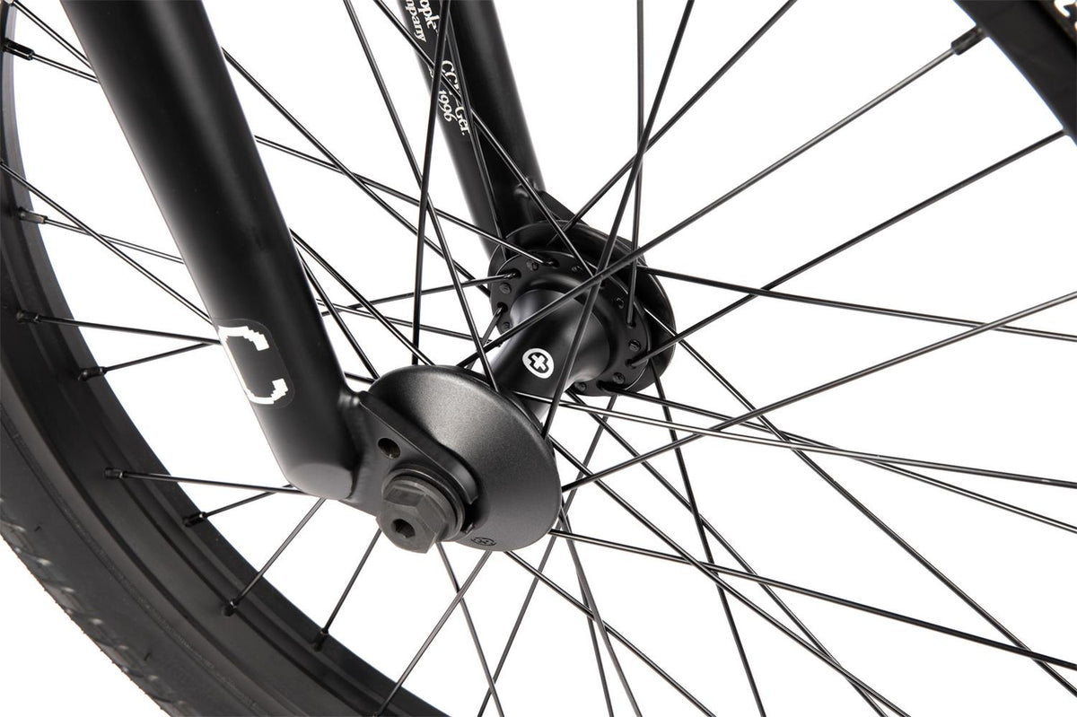 Wethepeople_CRYSIS_matt black_7