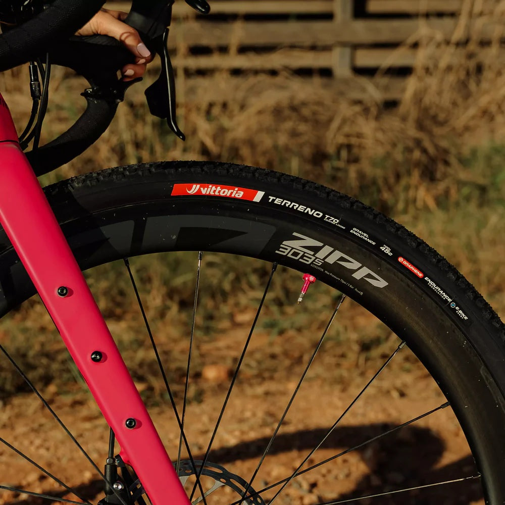terreno-T70-coarse-loose-gravel-endurance-06