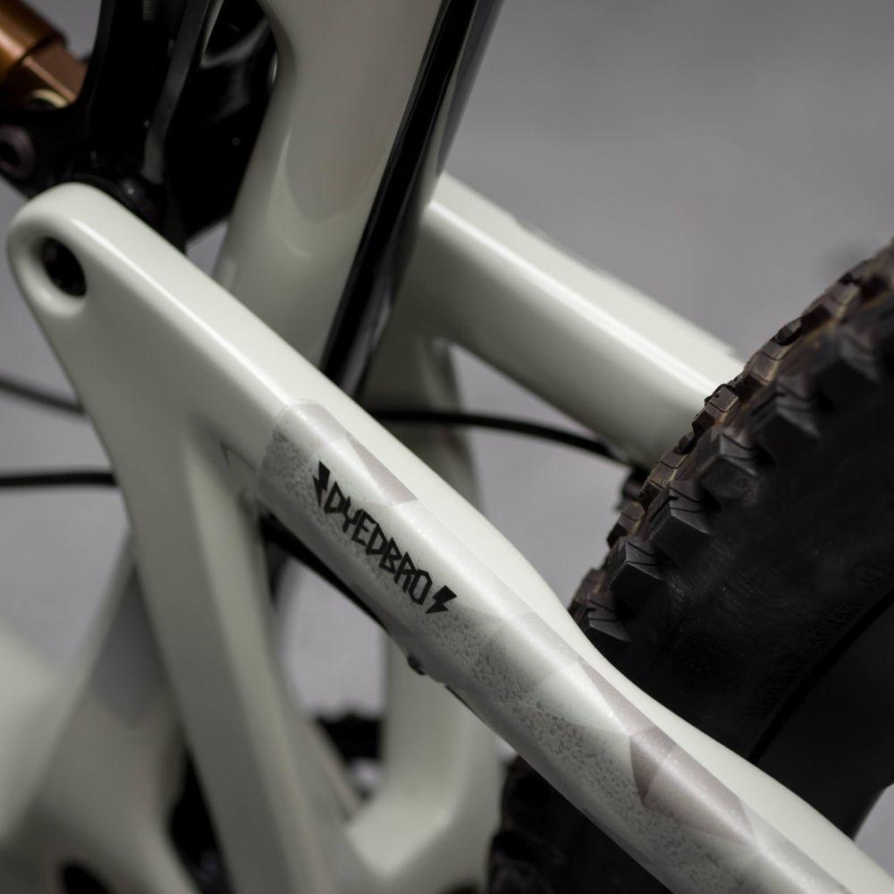 DYEDBRO -  GEOMETRIC