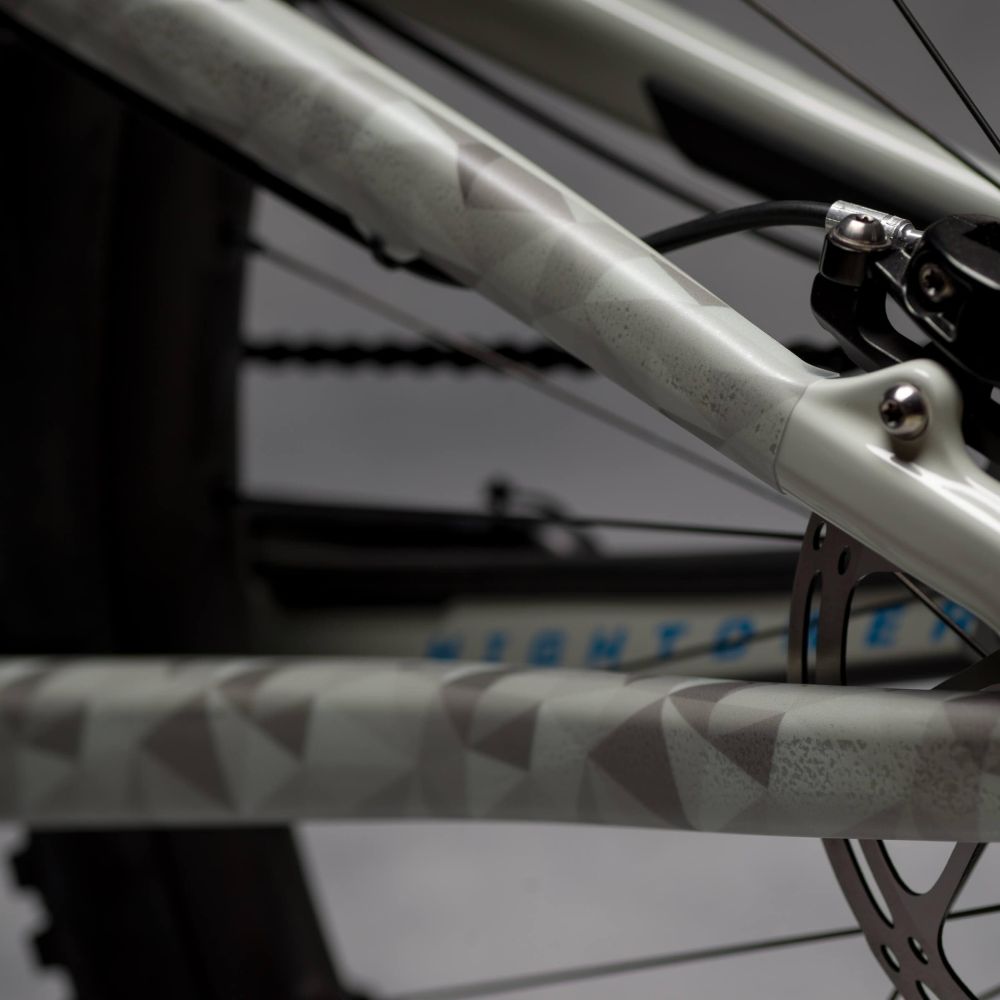 DYEDBRO -  GEOMETRIC